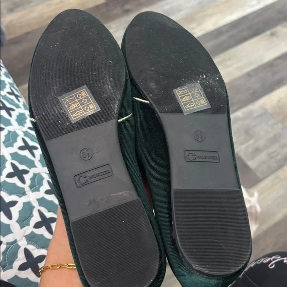 C.Wonder Merry velvet, green smoking flats size 8.5 - Picture 4 of 4
